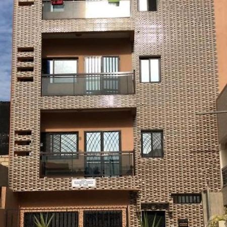 Appartement Spacieux Chez Keur Matou - F2 Dakar Ngoại thất bức ảnh