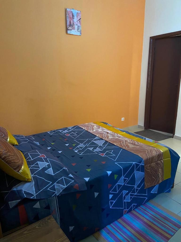 Appartement Spacieux Chez Keur Matou - F2 Dakar Ngoại thất bức ảnh